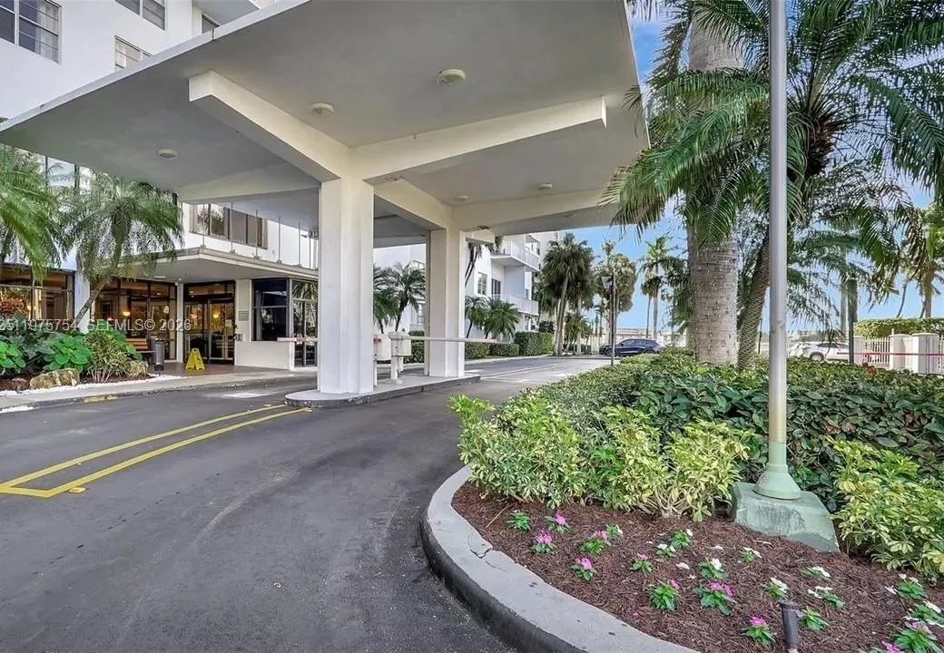 2801 Ne 183rd St 1914w, Aventura, Florida 33160, Aventura, Florida 33160, 2 Bedrooms Bedrooms, ,2 BathroomsBathrooms,Residential Lease,For Rent,2801 Ne 183rd St 1914w, Aventura, Florida 33160,A11975754
