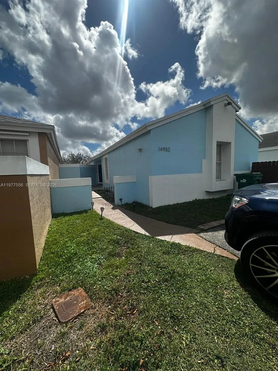 14952 Sw 75th Ter, Miami, Florida 33193, Miami, Florida 33193, 3 Bedrooms Bedrooms, ,2 BathroomsBathrooms,Residential,For Sale,14952 Sw 75th Ter, Miami, Florida 33193,A11977556