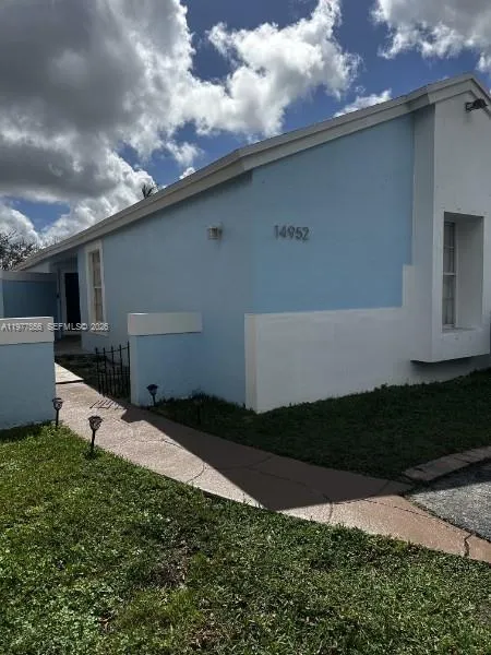 14952 Sw 75th Ter, Miami, Florida 33193, Miami, Florida 33193, 3 Bedrooms Bedrooms, ,2 BathroomsBathrooms,Residential,For Sale,14952 Sw 75th Ter, Miami, Florida 33193,A11977556