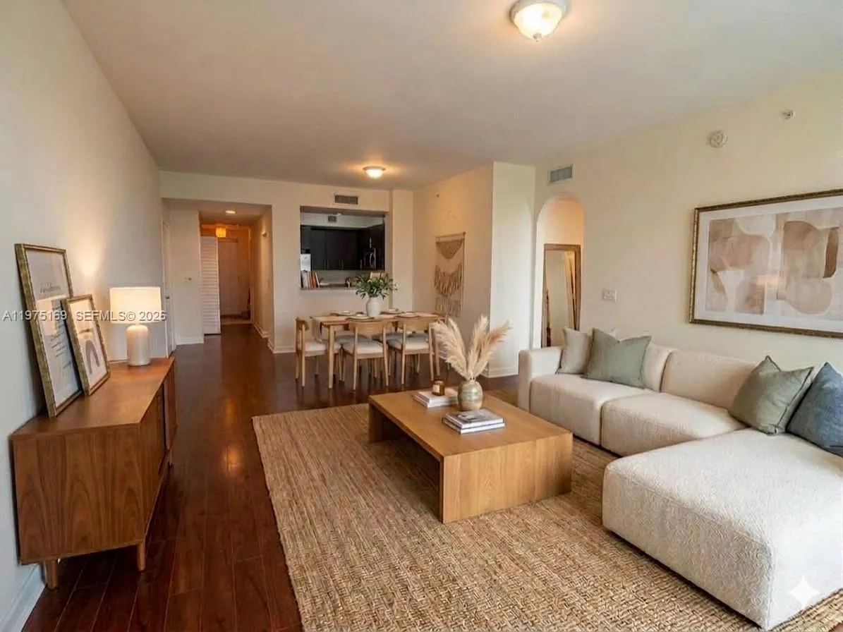 3340 Ne 190th St 1105, Aventura, Florida 33180, Aventura, Florida 33180, 2 Bedrooms Bedrooms, ,2 BathroomsBathrooms,Residential Lease,For Rent,3340 Ne 190th St 1105, Aventura, Florida 33180,A11975169