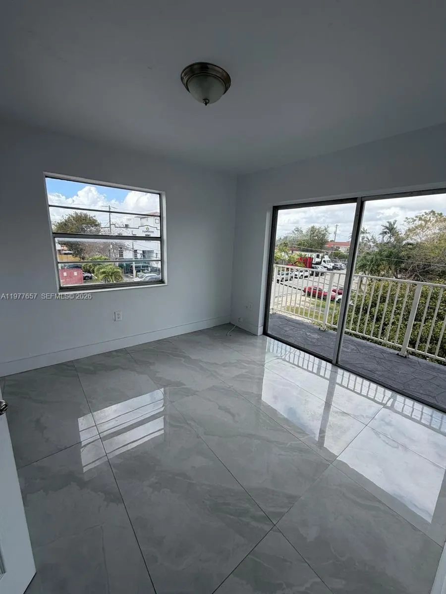 3211 W Flagler St 9, Miami, Florida 33135, Miami, Florida 33135, 2 Bedrooms Bedrooms, ,2 BathroomsBathrooms,Residential Lease,For Rent,3211 W Flagler St 9, Miami, Florida 33135,A11977657