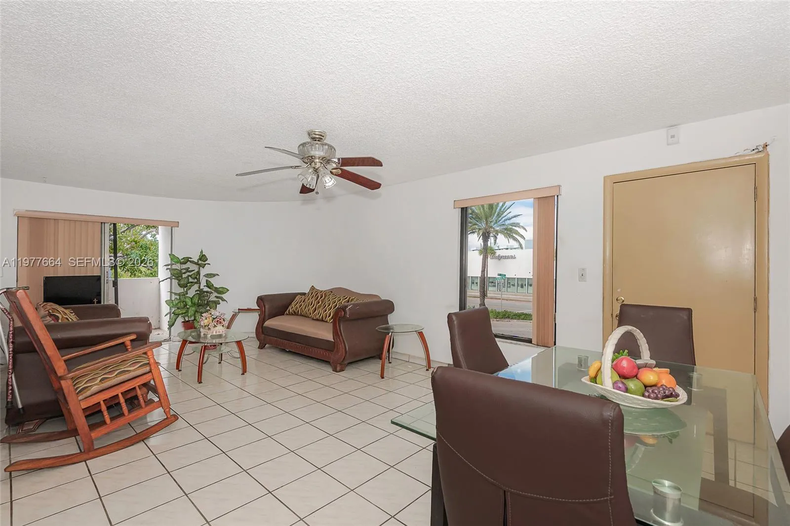 2000 Biarritz Dr 201, Miami Beach, Florida 33141, Miami Beach, Florida 33141, 1 Bedroom Bedrooms, ,1 BathroomBathrooms,Residential,For Sale,2000 Biarritz Dr 201, Miami Beach, Florida 33141,A11977664