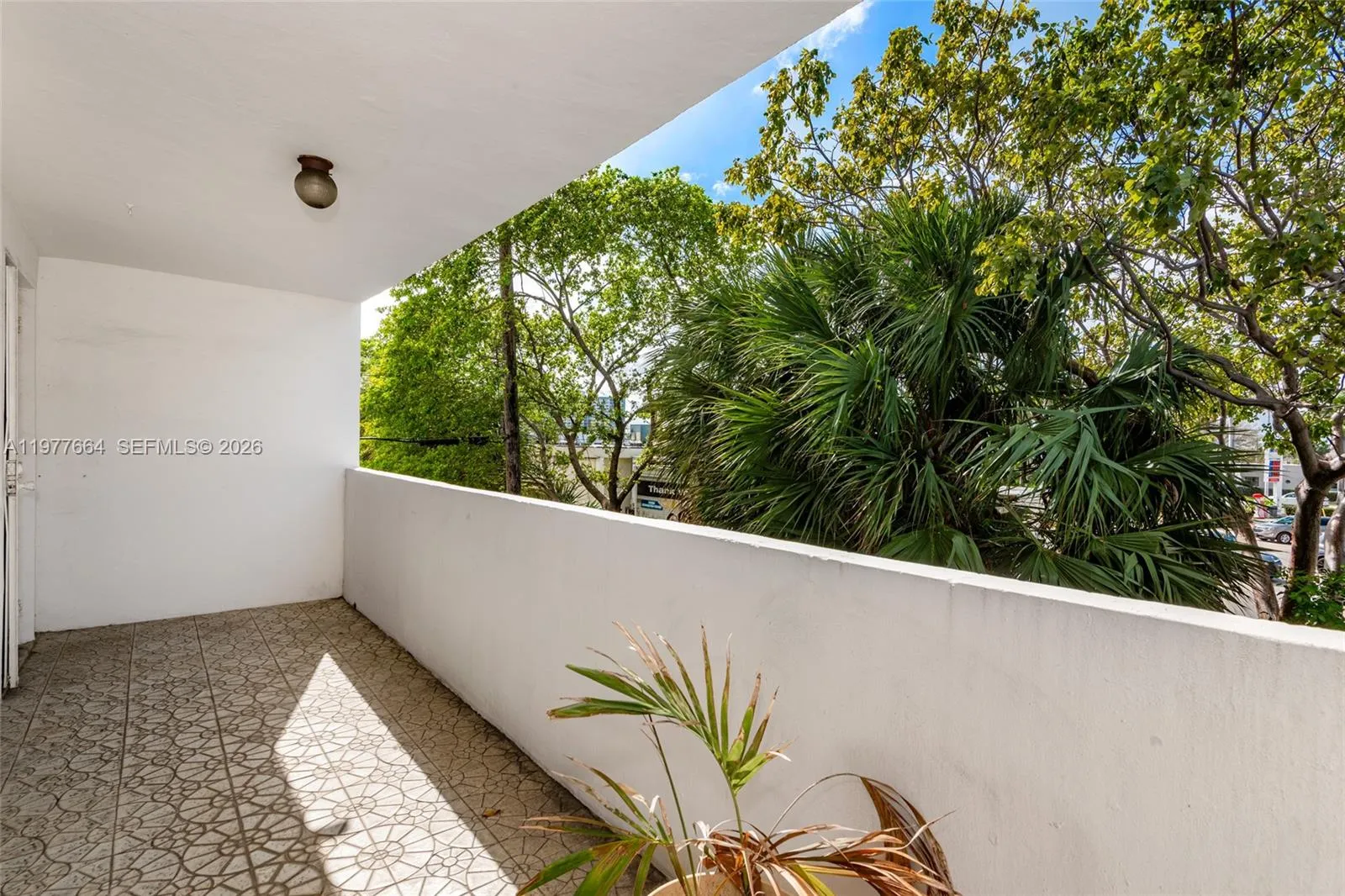 2000 Biarritz Dr 201, Miami Beach, Florida 33141, Miami Beach, Florida 33141, 1 Bedroom Bedrooms, ,1 BathroomBathrooms,Residential,For Sale,2000 Biarritz Dr 201, Miami Beach, Florida 33141,A11977664