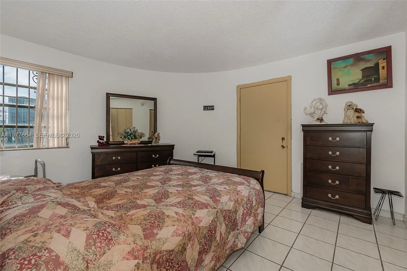 2000 Biarritz Dr 201, Miami Beach, Florida 33141, Miami Beach, Florida 33141, 1 Bedroom Bedrooms, ,1 BathroomBathrooms,Residential,For Sale,2000 Biarritz Dr 201, Miami Beach, Florida 33141,A11977664