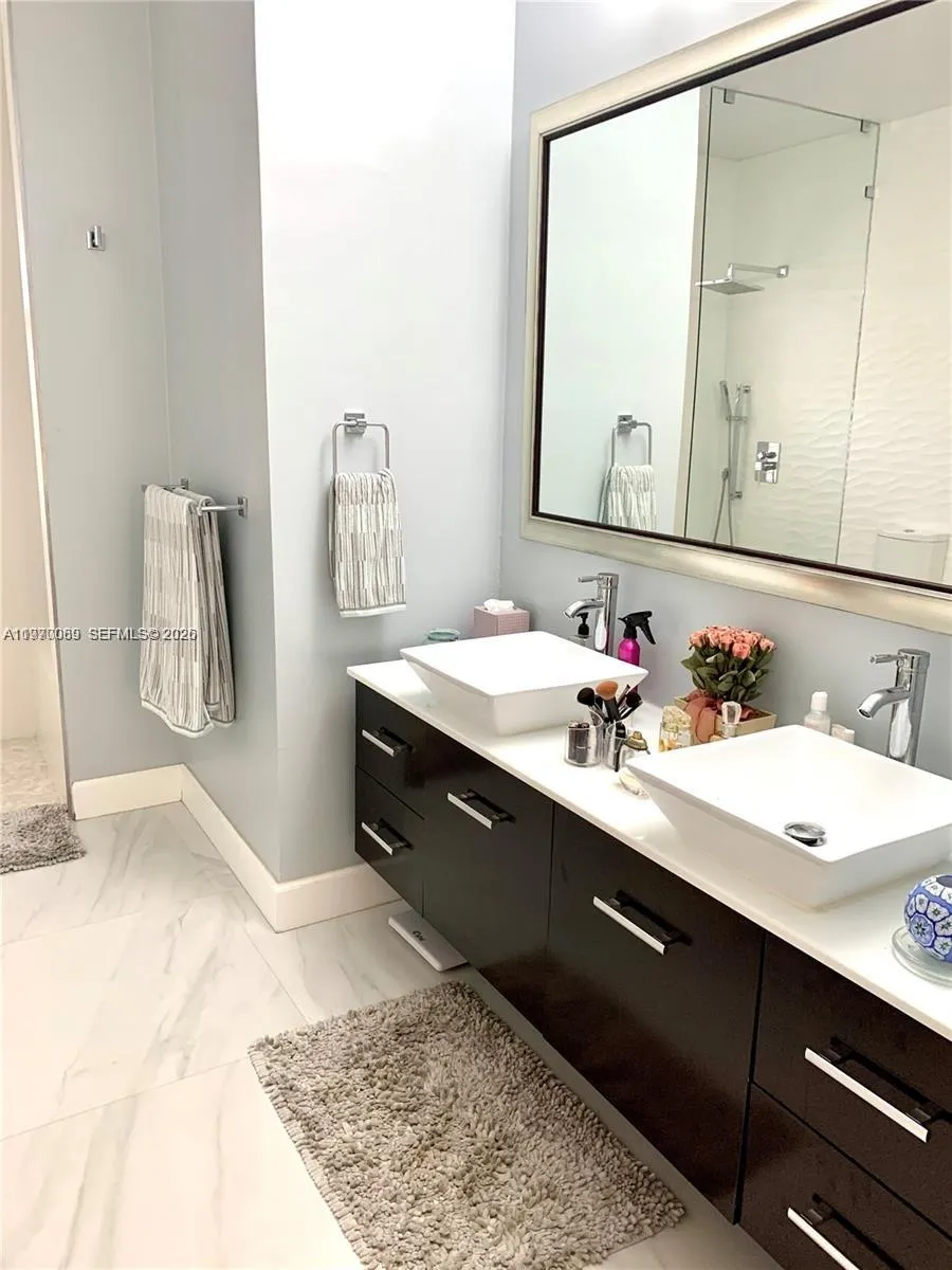 1040 Sandalwood Ln, Weston, Florida 33326, Weston, Florida 33326, 4 Bedrooms Bedrooms, ,3 BathroomsBathrooms,Residential,For Sale,1040 Sandalwood Ln, Weston, Florida 33326,A11970089