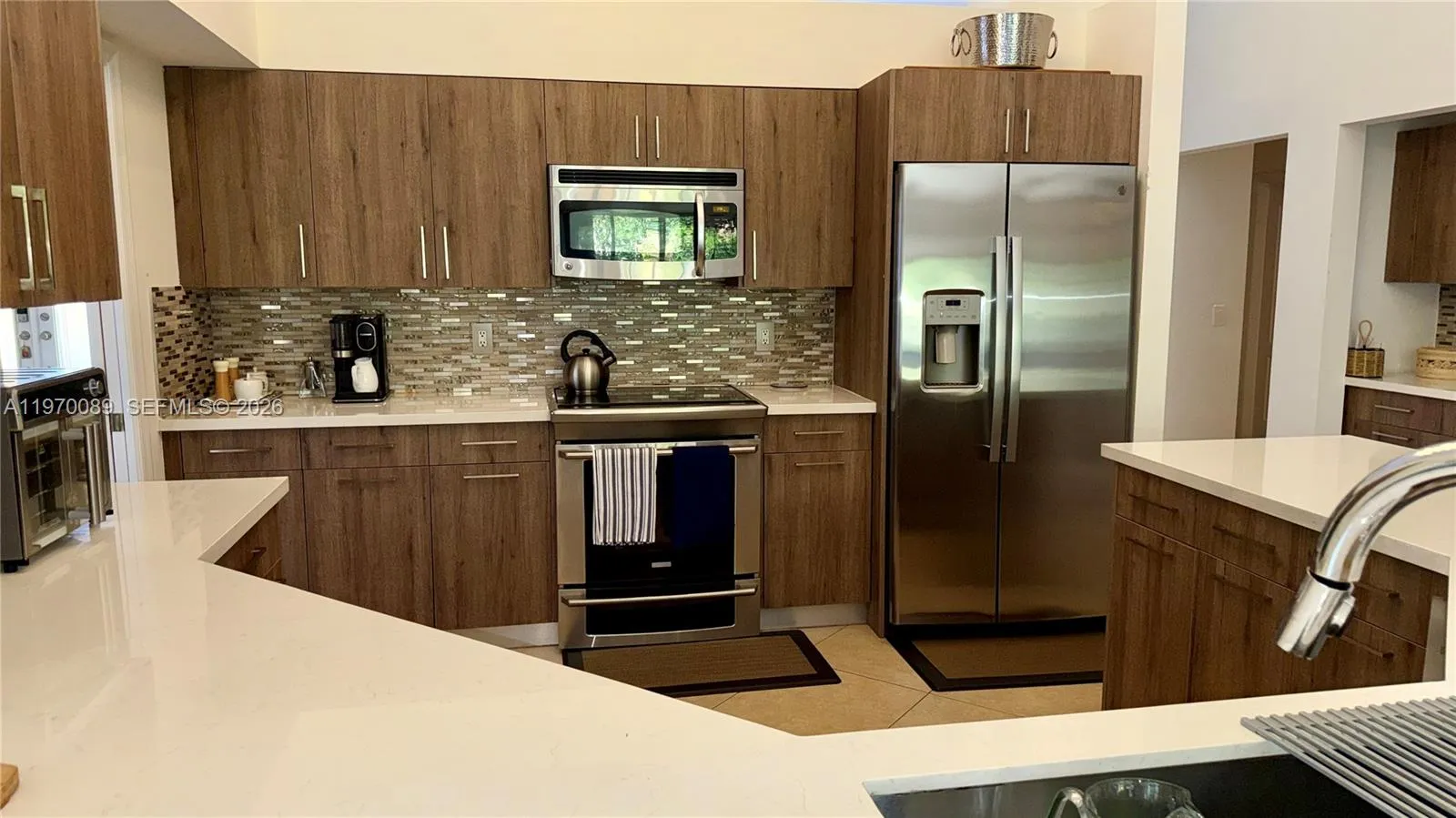 1040 Sandalwood Ln, Weston, Florida 33326, Weston, Florida 33326, 4 Bedrooms Bedrooms, ,3 BathroomsBathrooms,Residential,For Sale,1040 Sandalwood Ln, Weston, Florida 33326,A11970089