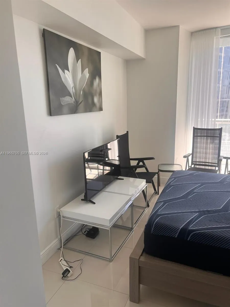 475 Brickell Ave 3613, Miami, Florida 33131, Miami, Florida 33131, 2 Bedrooms Bedrooms, ,2 BathroomsBathrooms,Residential Lease,For Rent,475 Brickell Ave 3613, Miami, Florida 33131,A11965755