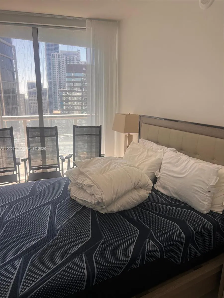 475 Brickell Ave 3613, Miami, Florida 33131, Miami, Florida 33131, 2 Bedrooms Bedrooms, ,2 BathroomsBathrooms,Residential Lease,For Rent,475 Brickell Ave 3613, Miami, Florida 33131,A11965755