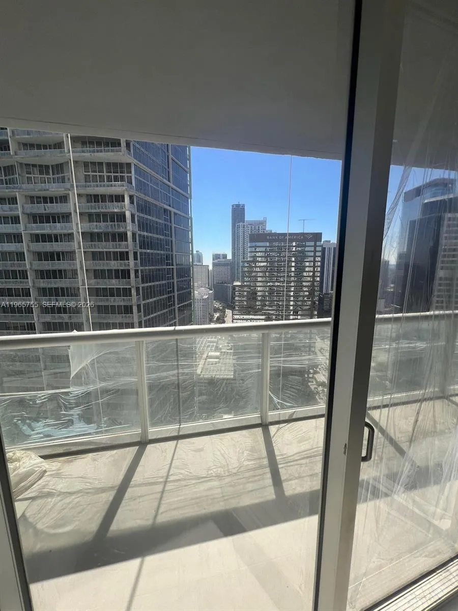475 Brickell Ave 3613, Miami, Florida 33131, Miami, Florida 33131, 2 Bedrooms Bedrooms, ,2 BathroomsBathrooms,Residential Lease,For Rent,475 Brickell Ave 3613, Miami, Florida 33131,A11965755