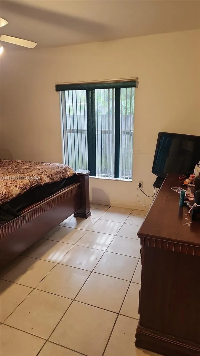 Miami, Florida 33157, ,Residential Income,For Sale,A11977691