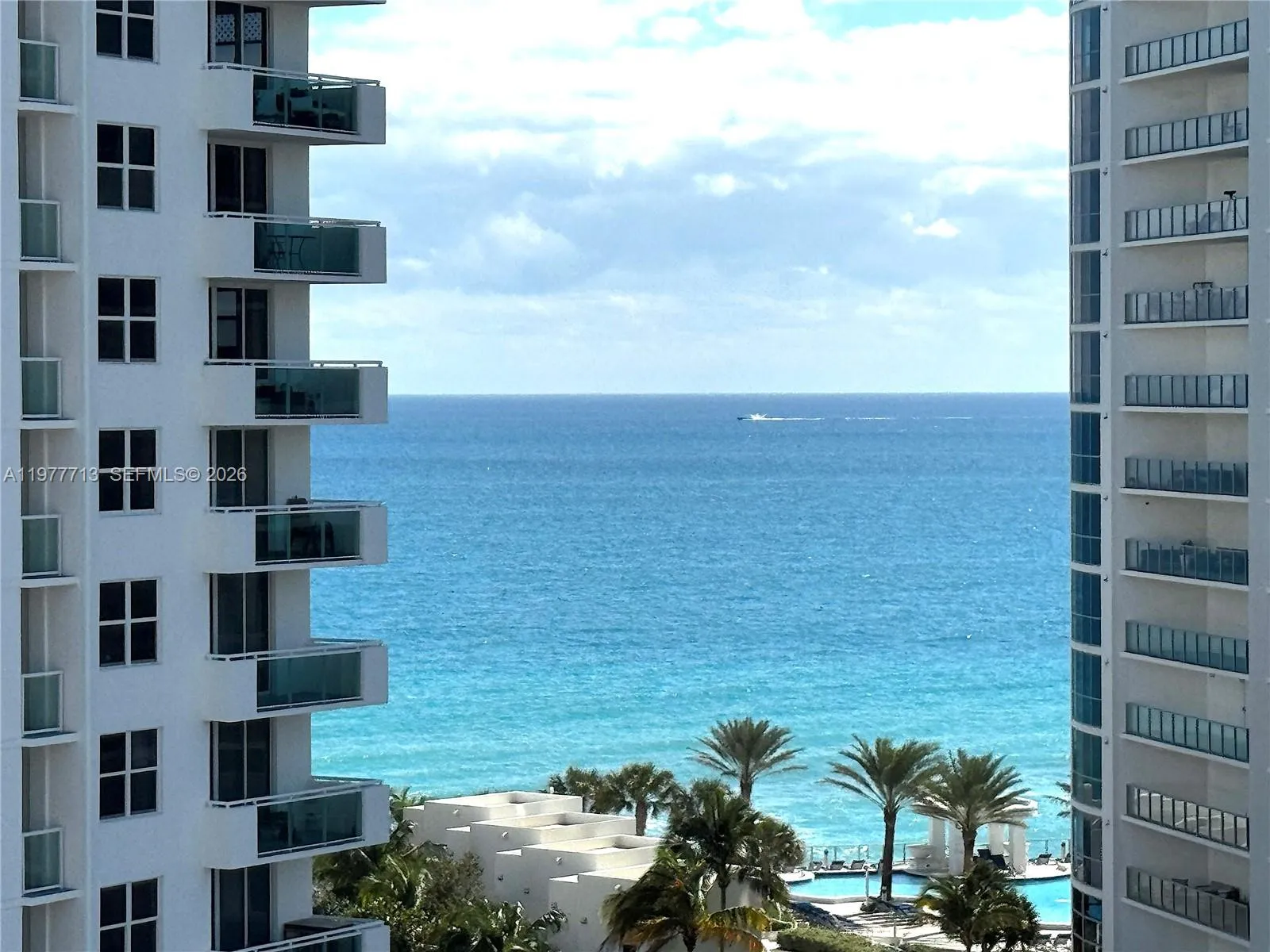3000 S Ocean Dr 1006, Hollywood, Florida 33019, Hollywood, Florida 33019, 1 Bedroom Bedrooms, ,1 BathroomBathrooms,Residential Lease,For Rent,3000 S Ocean Dr 1006, Hollywood, Florida 33019,A11977713