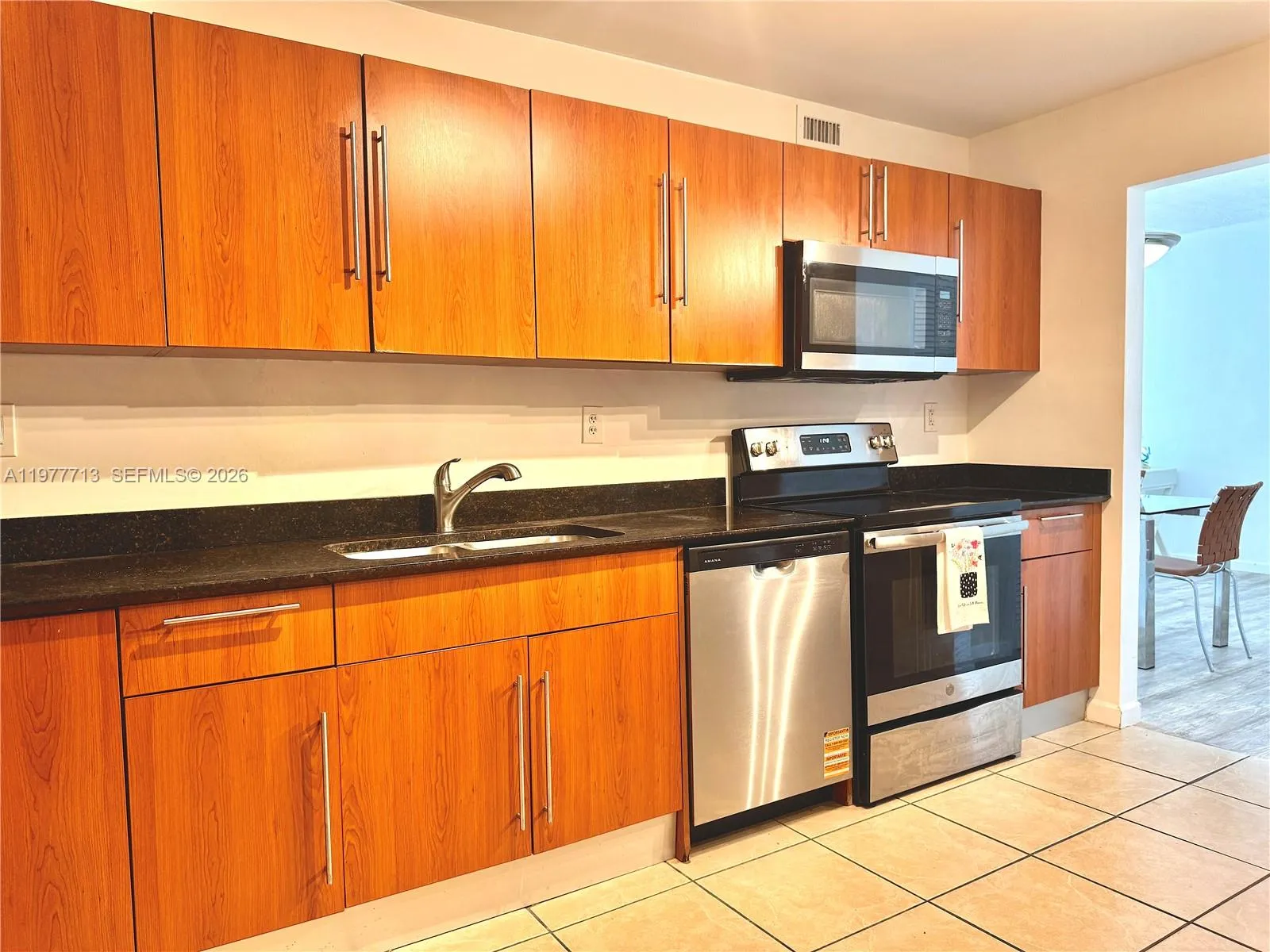 3000 S Ocean Dr 1006, Hollywood, Florida 33019, Hollywood, Florida 33019, 1 Bedroom Bedrooms, ,1 BathroomBathrooms,Residential Lease,For Rent,3000 S Ocean Dr 1006, Hollywood, Florida 33019,A11977713