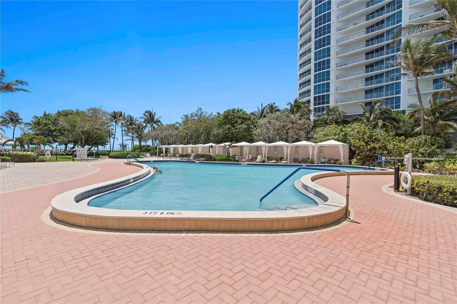 3000 S Ocean Dr 1006, Hollywood, Florida 33019, Hollywood, Florida 33019, 1 Bedroom Bedrooms, ,1 BathroomBathrooms,Residential Lease,For Rent,3000 S Ocean Dr 1006, Hollywood, Florida 33019,A11977713