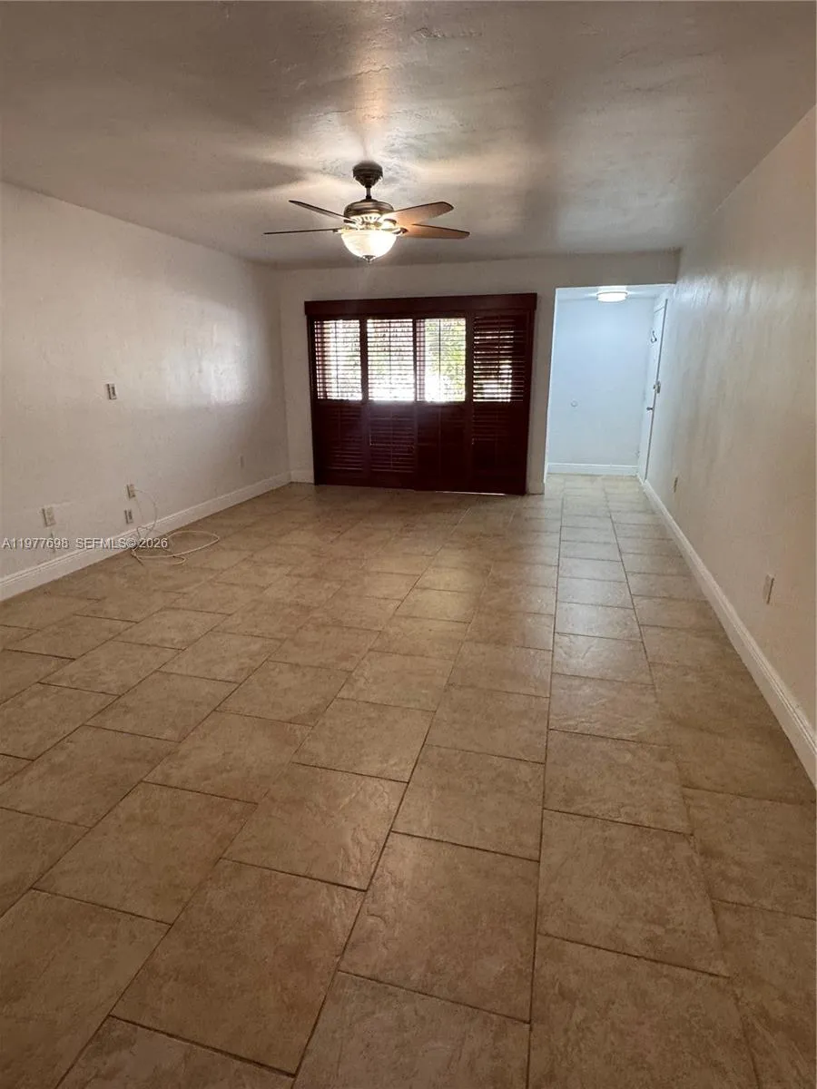9392 Sw 77th Ave E5, Miami, Florida 33156, Miami, Florida 33156, 1 Bedroom Bedrooms, ,1 BathroomBathrooms,Residential Lease,For Rent,9392 Sw 77th Ave E5, Miami, Florida 33156,A11977698
