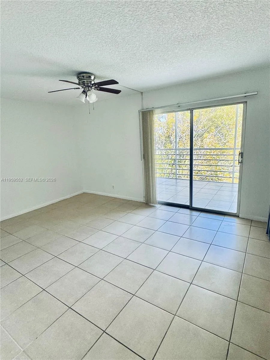 4031 Berkshire 4031, Deerfield Beach, Florida 3344, Deerfield Beach, Florida 33442, 1 Bedroom Bedrooms, 5 Rooms Rooms,1 BathroomBathrooms,Residential,For Sale,4031 Berkshire 4031, Deerfield Beach, Florida 3344,A11959552