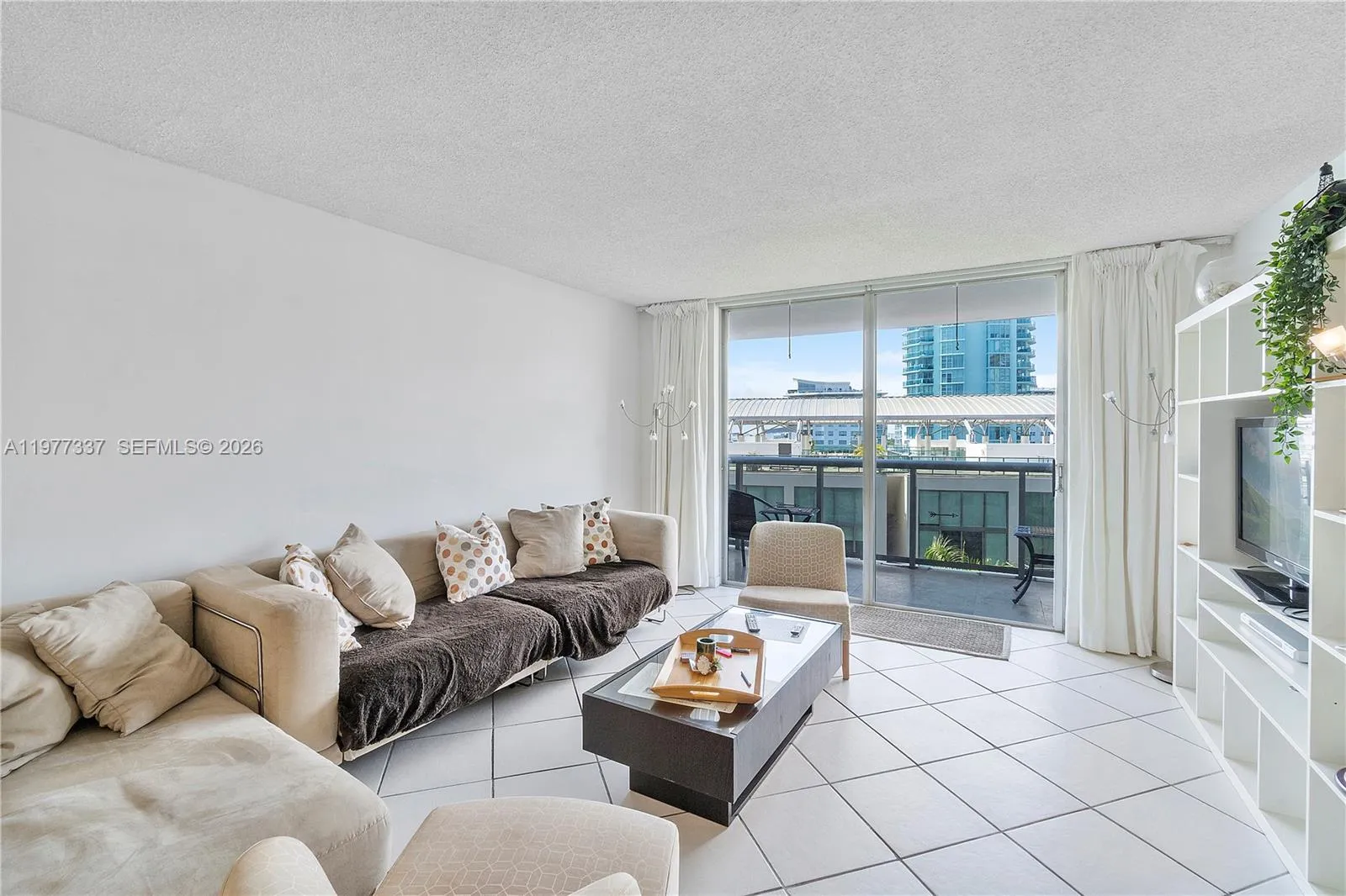 6039 Collins Ave 829, Miami Beach, Florida 33140, Miami Beach, Florida 33140, 2 Bedrooms Bedrooms, ,2 BathroomsBathrooms,Residential Lease,For Rent,6039 Collins Ave 829, Miami Beach, Florida 33140,A11977337