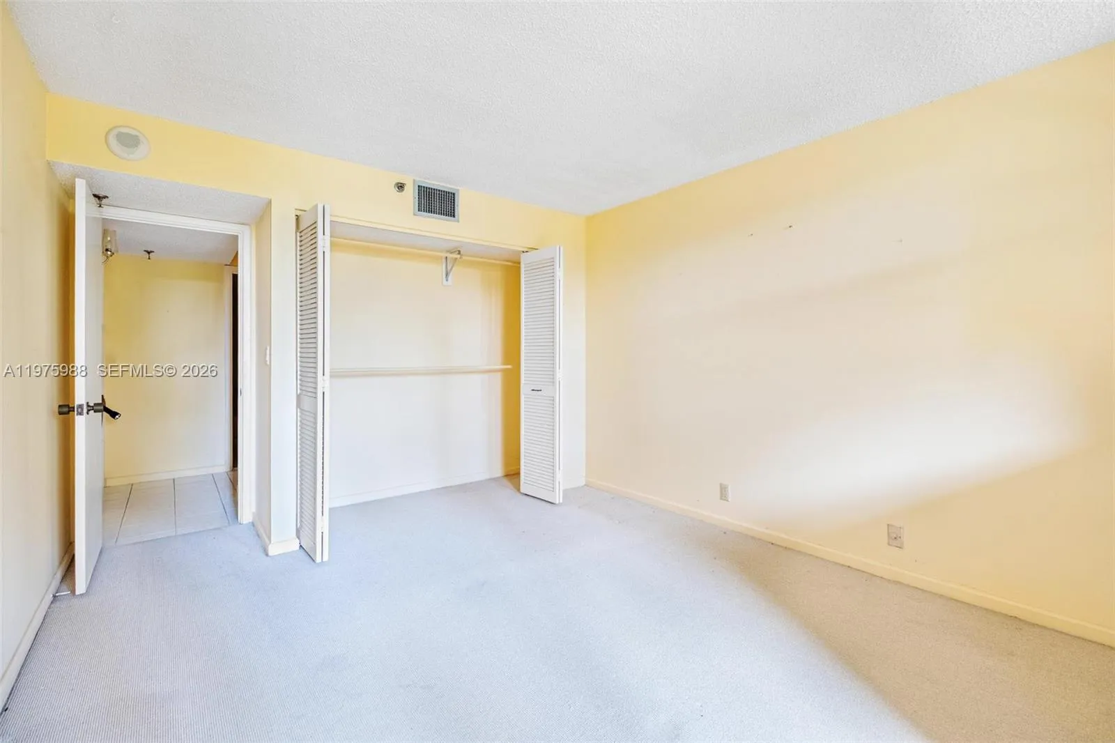 170 Ocean Lane Dr 310, Key Biscayne, Florida 33149, Key Biscayne, Florida 33149, 2 Bedrooms Bedrooms, 3 Rooms Rooms,2 BathroomsBathrooms,Residential,For Sale,170 Ocean Lane Dr 310, Key Biscayne, Florida 33149,A11975988