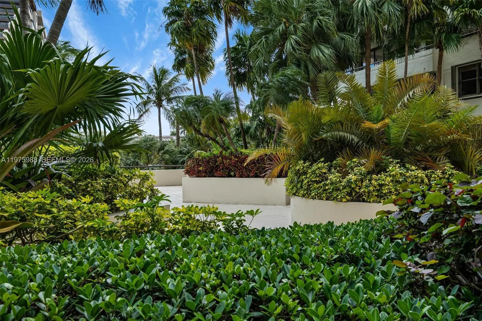 170 Ocean Lane Dr 310, Key Biscayne, Florida 33149, Key Biscayne, Florida 33149, 2 Bedrooms Bedrooms, 3 Rooms Rooms,2 BathroomsBathrooms,Residential,For Sale,170 Ocean Lane Dr 310, Key Biscayne, Florida 33149,A11975988