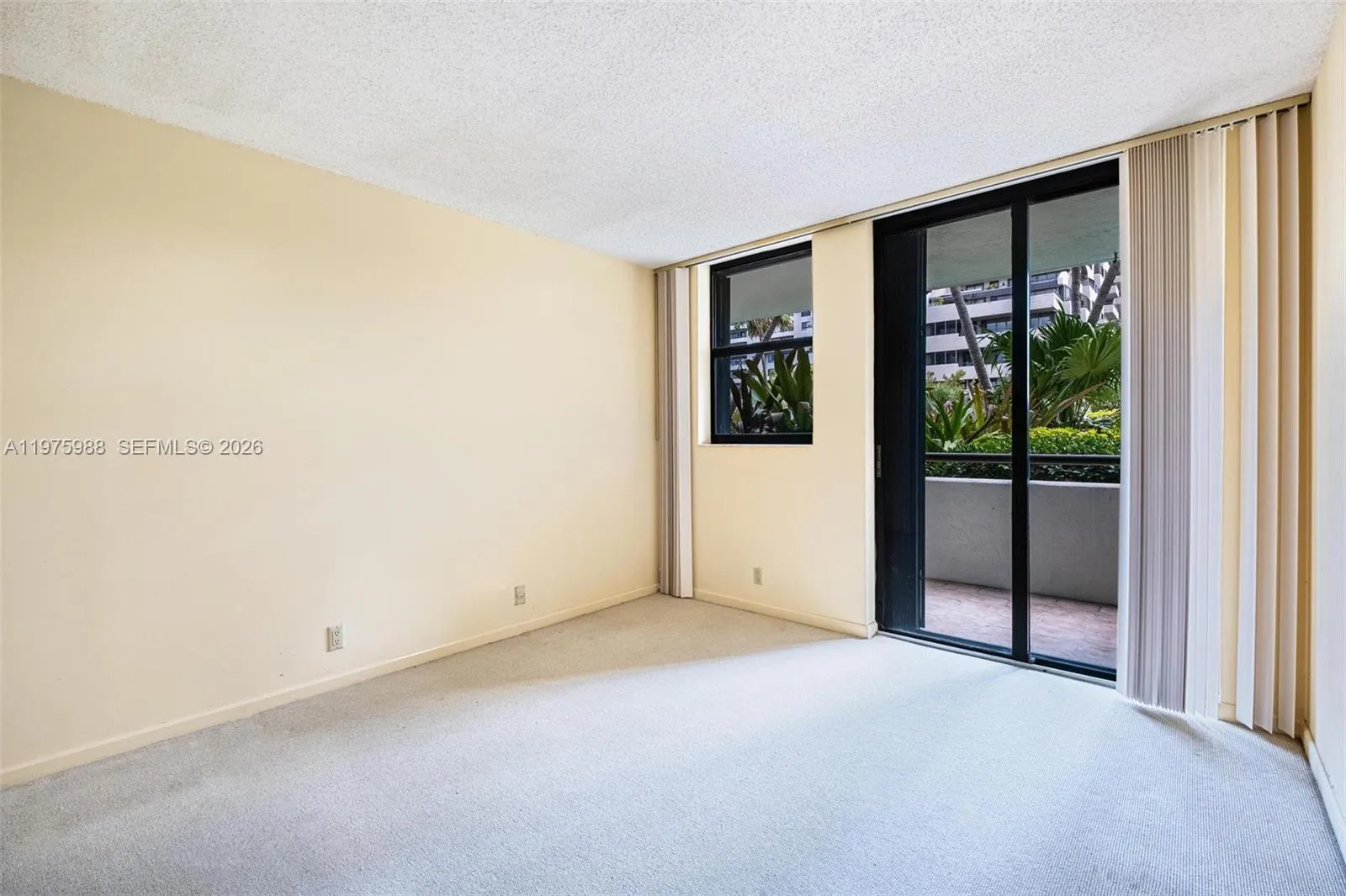 170 Ocean Lane Dr 310, Key Biscayne, Florida 33149, Key Biscayne, Florida 33149, 2 Bedrooms Bedrooms, 3 Rooms Rooms,2 BathroomsBathrooms,Residential,For Sale,170 Ocean Lane Dr 310, Key Biscayne, Florida 33149,A11975988