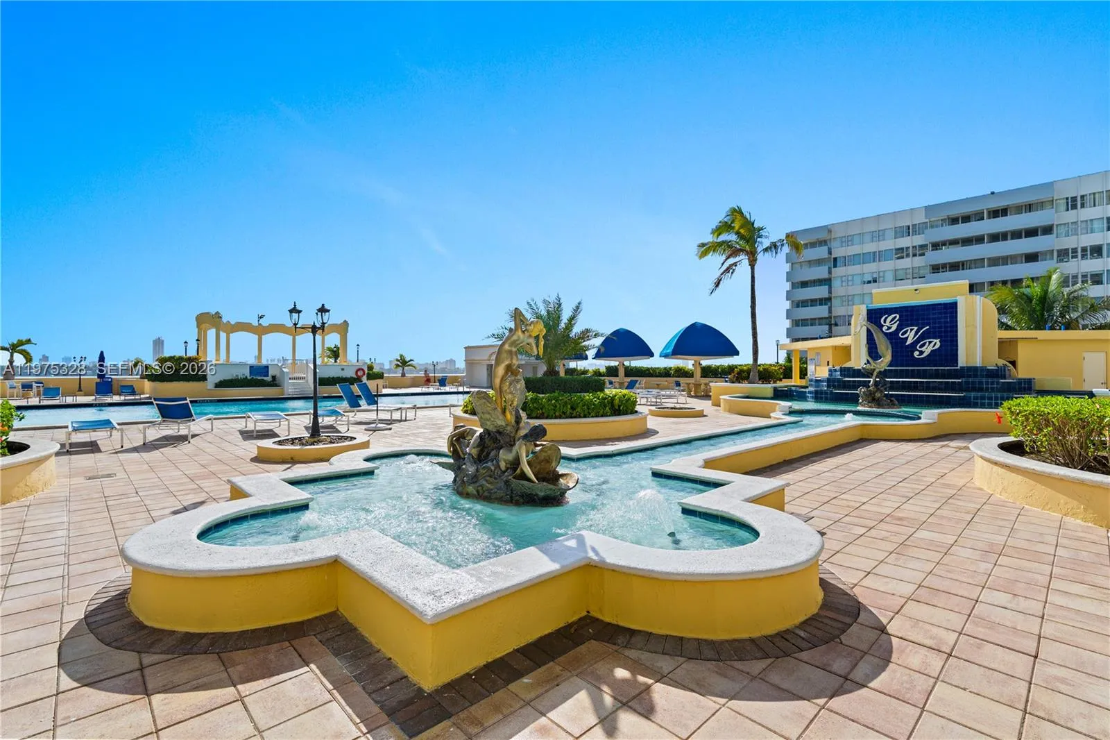 7601 E Treasure Dr. Ph 216, North Bay Village, Flo, North Bay Village, Florida 33141-4391, 2 Bedrooms Bedrooms, ,2 BathroomsBathrooms,Residential Lease,For Rent,7601 E Treasure Dr. Ph 216, North Bay Village, Flo,A11975328