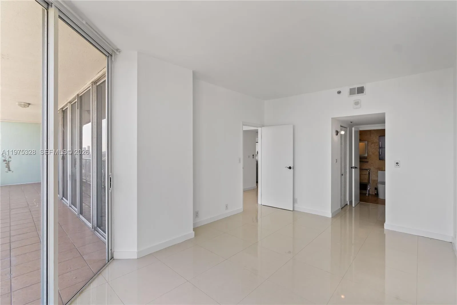 7601 E Treasure Dr. Ph 216, North Bay Village, Flo, North Bay Village, Florida 33141-4391, 2 Bedrooms Bedrooms, ,2 BathroomsBathrooms,Residential Lease,For Rent,7601 E Treasure Dr. Ph 216, North Bay Village, Flo,A11975328