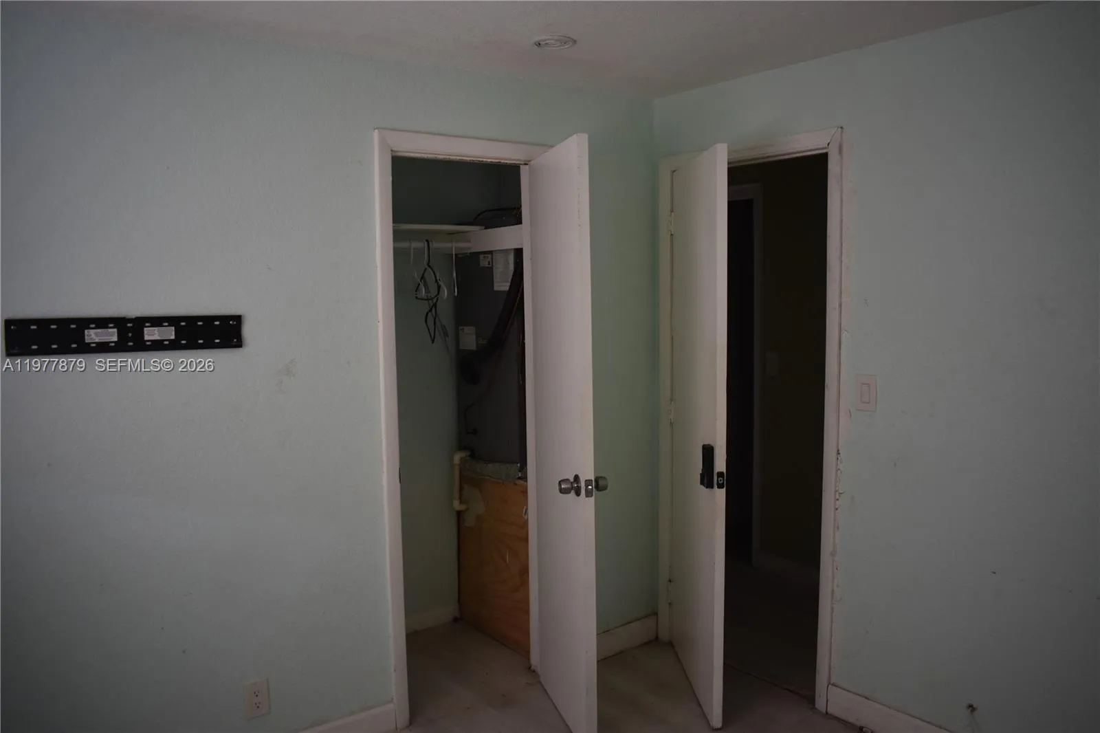 2121 Nw 26th Ave, Fort Lauderdale, Florida 33311, Fort Lauderdale, Florida 33311, 3 Bedrooms Bedrooms, ,1 BathroomBathrooms,Residential,For Sale,2121 Nw 26th Ave, Fort Lauderdale, Florida 33311,A11977879