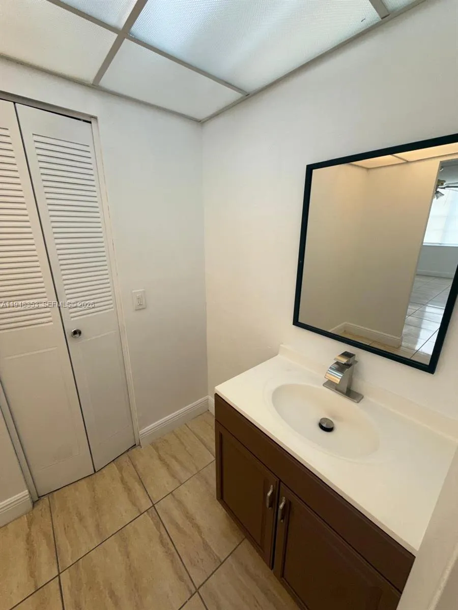 2025 Ne 164th St 303, North Miami Beach, Florida 3, North Miami Beach, Florida 33162, 2 Bedrooms Bedrooms, ,2 BathroomsBathrooms,Residential Lease,For Rent,2025 Ne 164th St 303, North Miami Beach, Florida 3,A11948353