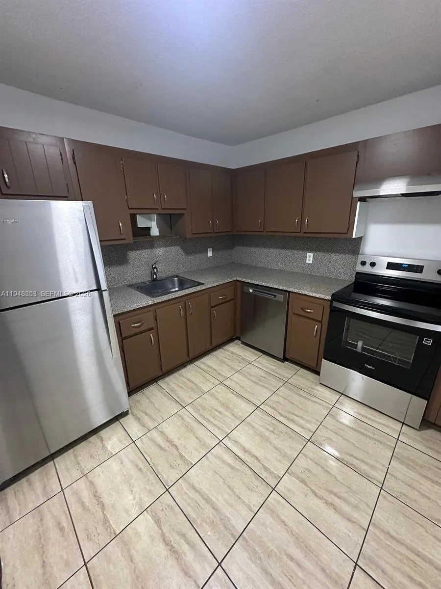 2025 Ne 164th St 303, North Miami Beach, Florida 3, North Miami Beach, Florida 33162, 2 Bedrooms Bedrooms, ,2 BathroomsBathrooms,Residential Lease,For Rent,2025 Ne 164th St 303, North Miami Beach, Florida 3,A11948353