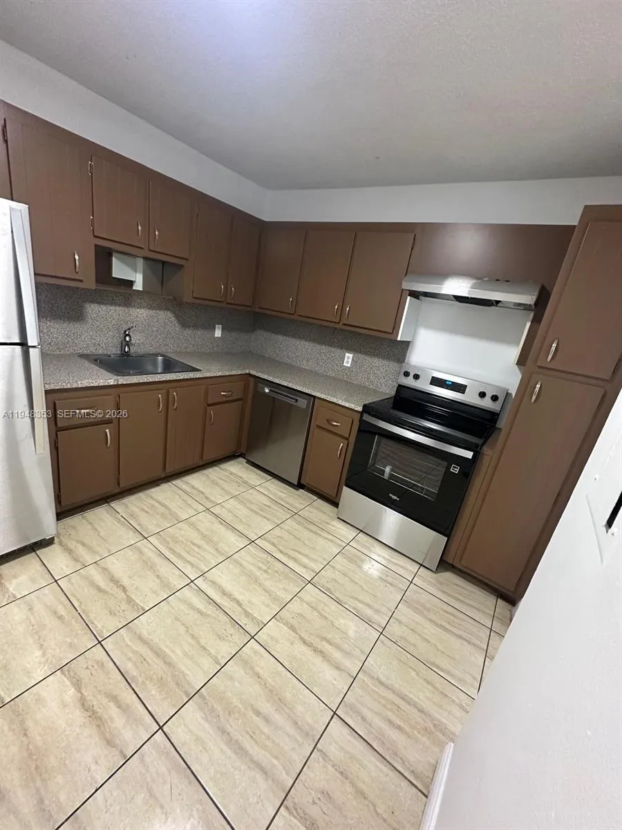 2025 Ne 164th St 303, North Miami Beach, Florida 3, North Miami Beach, Florida 33162, 2 Bedrooms Bedrooms, ,2 BathroomsBathrooms,Residential Lease,For Rent,2025 Ne 164th St 303, North Miami Beach, Florida 3,A11948353