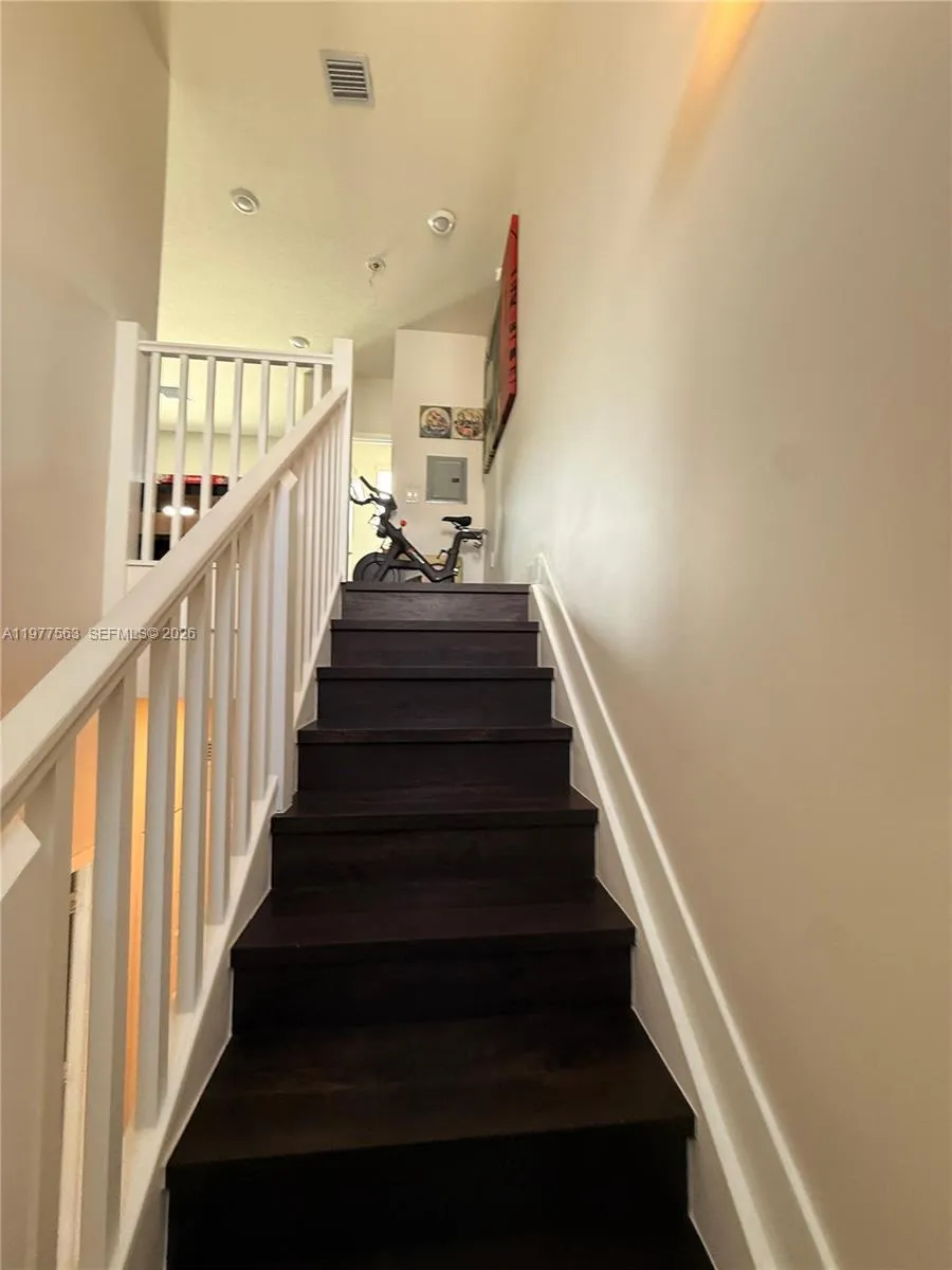 4900 Nw 83rd Path, Doral, Florida 33166, Doral, Florida 33166, 4 Bedrooms Bedrooms, ,2 BathroomsBathrooms,Residential Lease,For Rent,4900 Nw 83rd Path, Doral, Florida 33166,A11977563