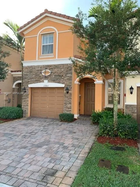 12442 Emerald Creek Mnr 12442, Plantation, Florida, Plantation, Florida 33325, 4 Bedrooms Bedrooms, ,2 BathroomsBathrooms,Residential Lease,For Rent,12442 Emerald Creek Mnr 12442, Plantation, Florida,A11968857