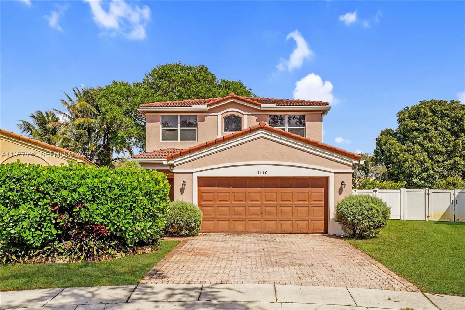 1410 Sw 106th Ter, Davie, Florida 33324, Davie, Florida 33324, 4 Bedrooms Bedrooms, ,2 BathroomsBathrooms,Residential Lease,For Rent,1410 Sw 106th Ter, Davie, Florida 33324,A11977826