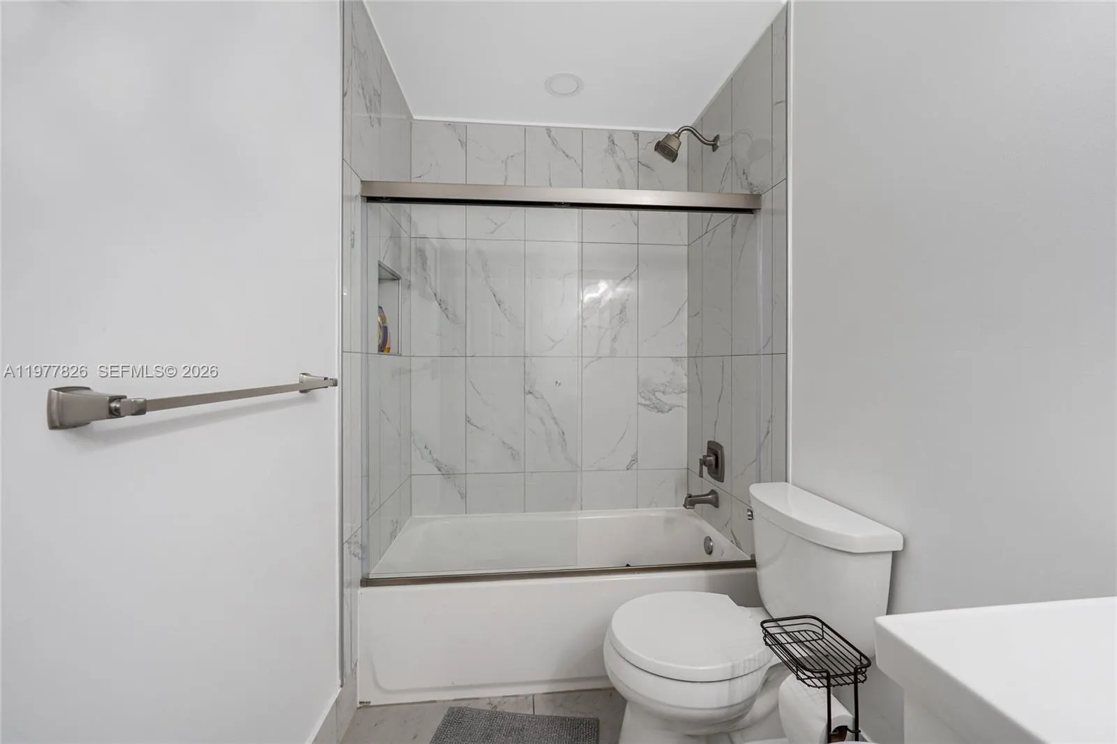 1410 Sw 106th Ter, Davie, Florida 33324, Davie, Florida 33324, 4 Bedrooms Bedrooms, ,2 BathroomsBathrooms,Residential Lease,For Rent,1410 Sw 106th Ter, Davie, Florida 33324,A11977826