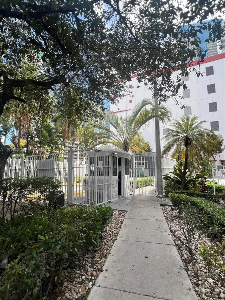 850 N Miami Ave W-1808, Miami, Florida 33136, Miami, Florida 33136, 2 Bedrooms Bedrooms, ,2 BathroomsBathrooms,Residential Lease,For Rent,850 N Miami Ave W-1808, Miami, Florida 33136,A11976366