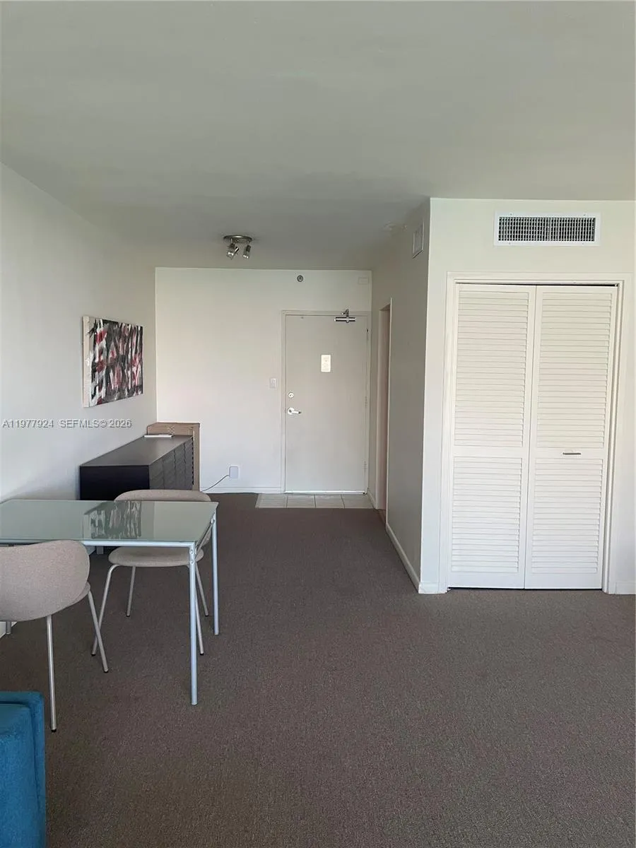 1200 West Ave 1403, Miami Beach, Florida 33139, Miami Beach, Florida 33139, 1 Bedroom Bedrooms, ,1 BathroomBathrooms,Residential,For Sale,1200 West Ave 1403, Miami Beach, Florida 33139,A11977924
