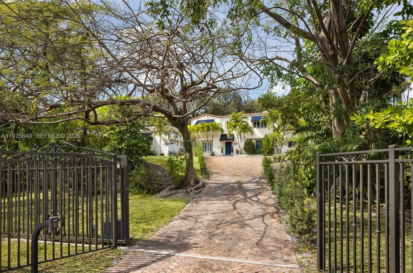 1645 S Bayshore Dr, Coconut Grove, Florida 33133, Coconut Grove, Florida 33133, 5 Bedrooms Bedrooms, ,4 BathroomsBathrooms,Residential,For Sale,1645 S Bayshore Dr, Coconut Grove, Florida 33133,A11975640 1645 S Bayshore Dr, Coconut Grove, Florida 33133, Coconut Grove, Florida 33133, 5 Bedrooms Bedrooms, ,4 BathroomsBathrooms,Residential,For Sale,1645 S Bayshore Dr, Coconut Grove, Florida 33133,A11975640