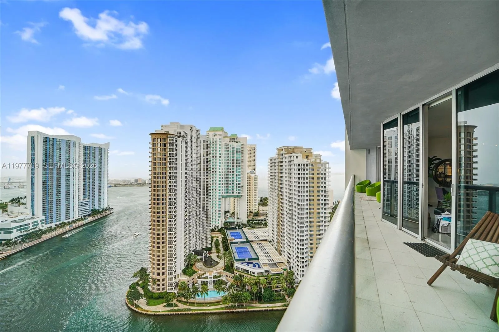 495 Brickell Ave 2804, Miami, Florida 33131, Miami, Florida 33131, 2 Bedrooms Bedrooms, ,2 BathroomsBathrooms,Residential Lease,For Rent,495 Brickell Ave 2804, Miami, Florida 33131,A11977709