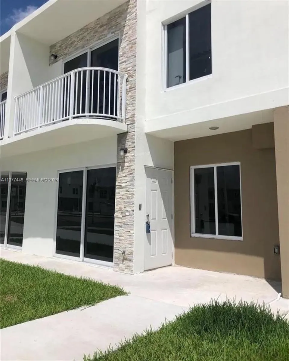 25869 Sw 139th Path, Homestead, Florida 33032, Homestead, Florida 33032, 4 Bedrooms Bedrooms, ,3 BathroomsBathrooms,Residential Lease,For Rent,25869 Sw 139th Path, Homestead, Florida 33032,A11977448