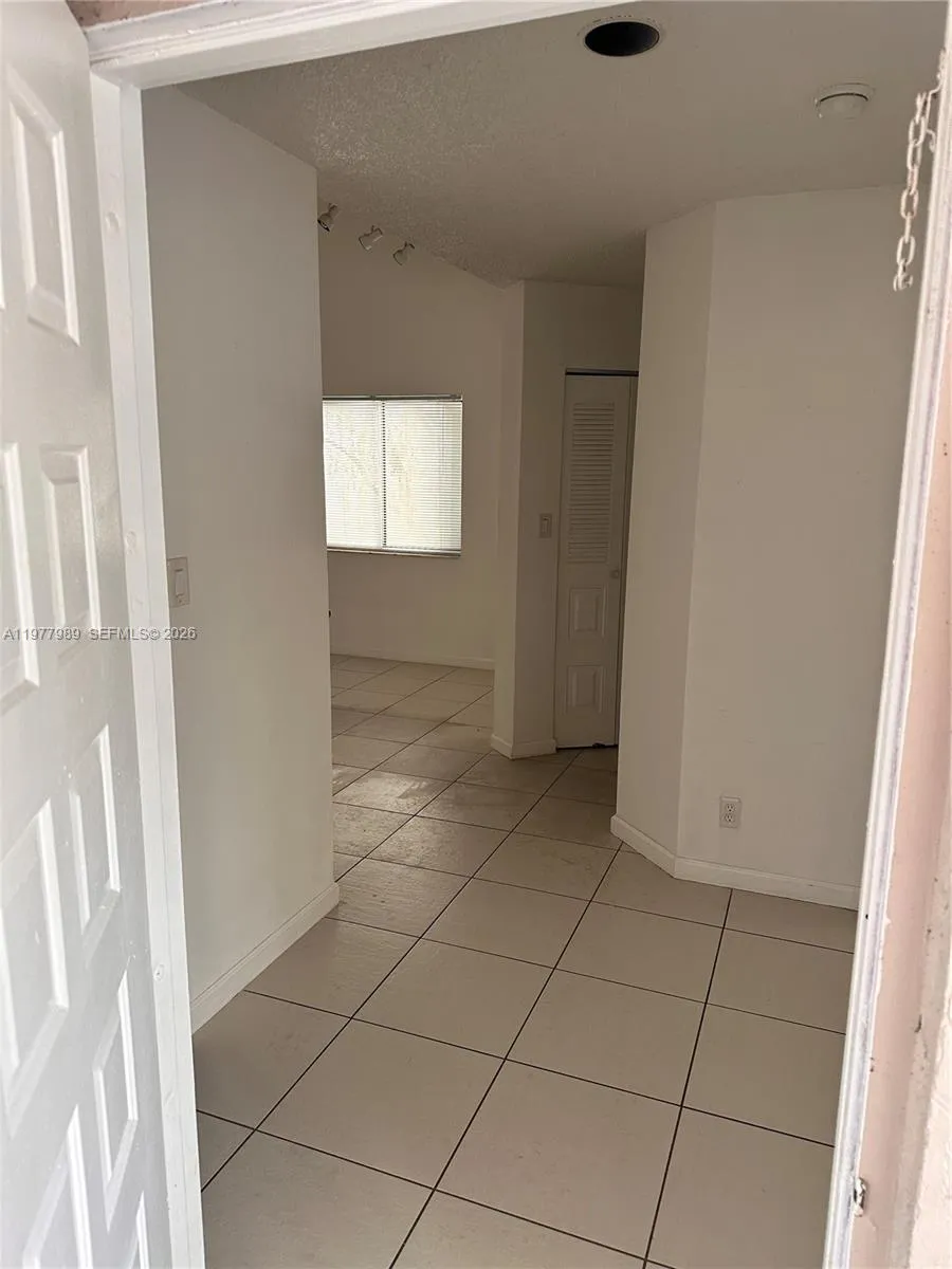9502 Sw 140 Ct 9502, Kendall, Florida 33186, Kendall, Florida 33186, 2 Bedrooms Bedrooms, ,2 BathroomsBathrooms,Residential Lease,For Rent,9502 Sw 140 Ct 9502, Kendall, Florida 33186,A11977989