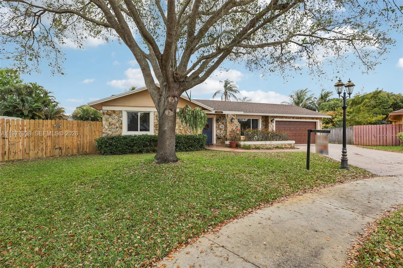 11744 Sw 53rd Ct, Cooper City, Florida 33330, Cooper City, Florida 33330, 3 Bedrooms Bedrooms, ,2 BathroomsBathrooms,Residential,For Sale,11744 Sw 53rd Ct, Cooper City, Florida 33330,A11977998