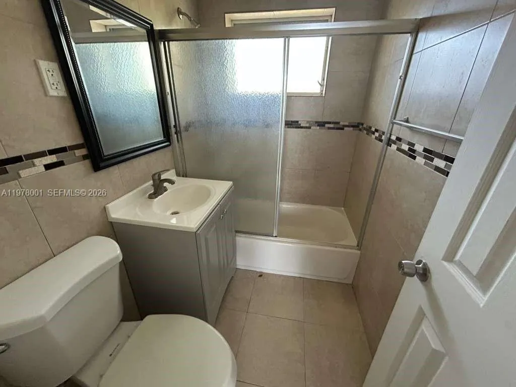 8321 Crespi Blvd 7, Miami Beach, Florida 33141, Miami Beach, Florida 33141, 1 Bedroom Bedrooms, ,1 BathroomBathrooms,Residential Lease,For Rent,8321 Crespi Blvd 7, Miami Beach, Florida 33141,A11978001