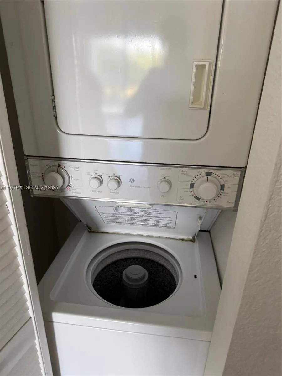 2536 Nw 24th St 4d, Miami, Florida 33142, Miami, Florida 33142, 1 Bedroom Bedrooms, ,1 BathroomBathrooms,Residential Lease,For Rent,2536 Nw 24th St 4d, Miami, Florida 33142,A11977993