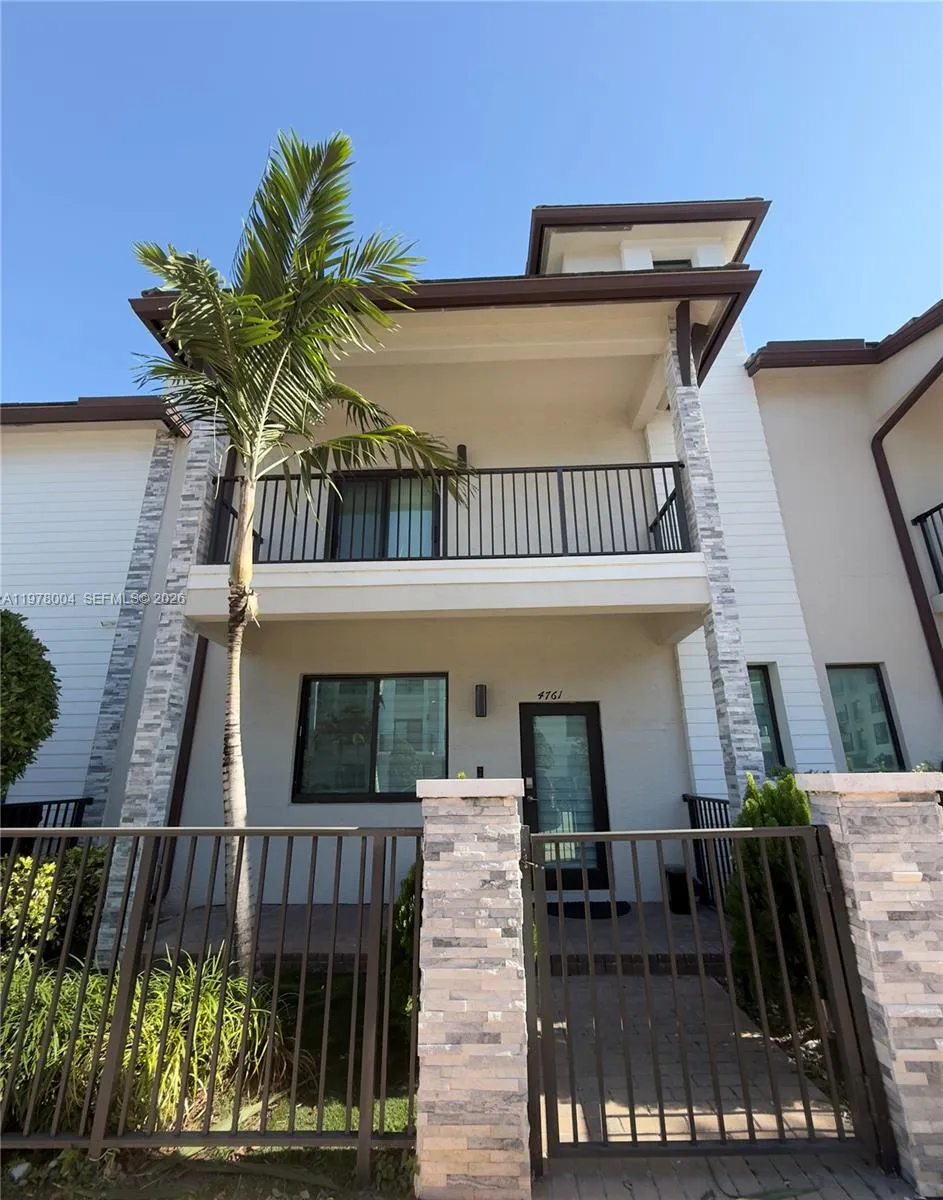 4761 Nw 84th Ave 0, Doral, Florida 33166, Doral, Florida 33166, 3 Bedrooms Bedrooms, ,2 BathroomsBathrooms,Residential Lease,For Rent,4761 Nw 84th Ave 0, Doral, Florida 33166,A11978004