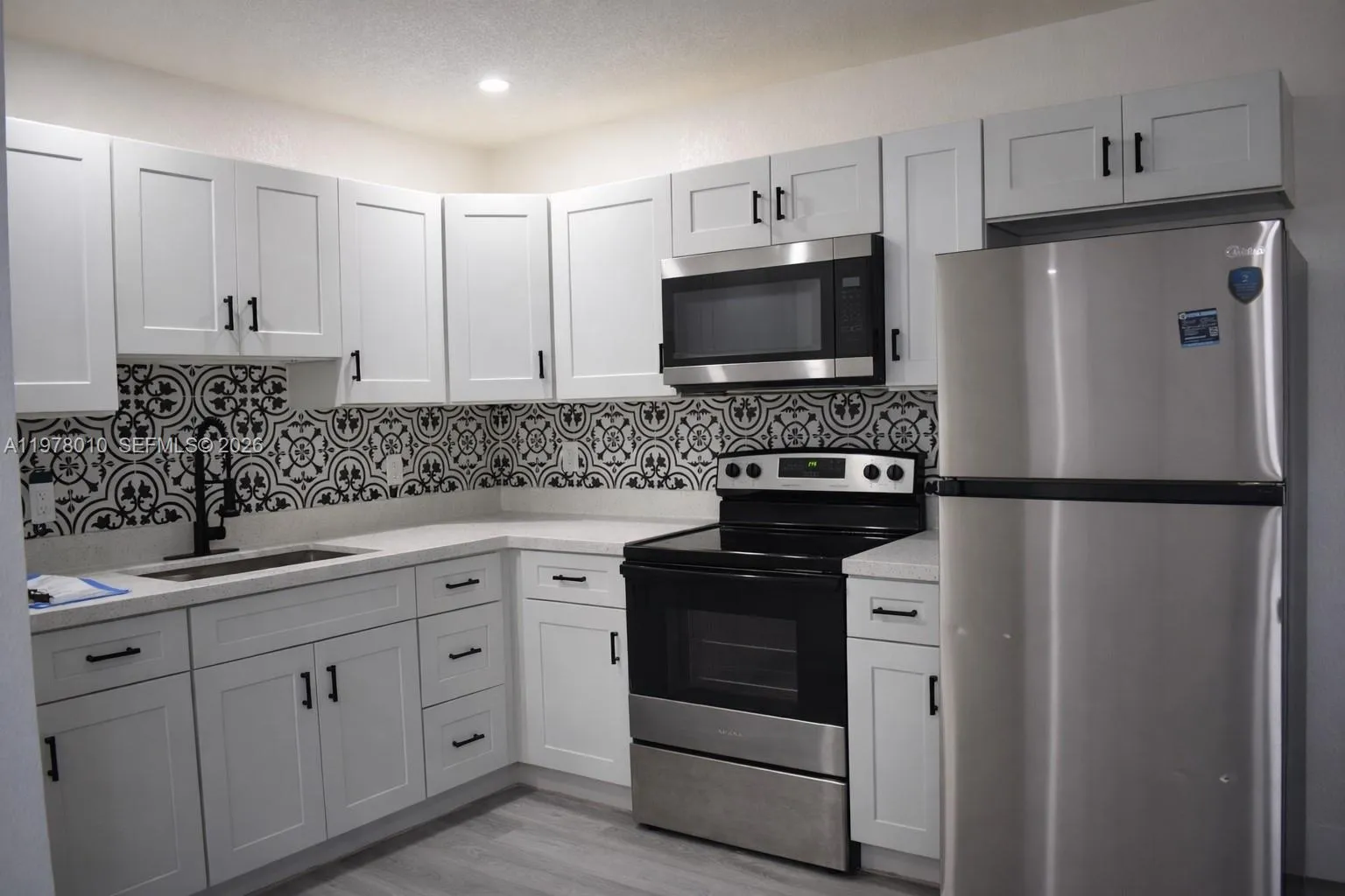 900 Nw 8th Ave 3, Pompano Beach, Florida 33060, Pompano Beach, Florida 33060, 2 Bedrooms Bedrooms, ,1 BathroomBathrooms,Residential Lease,For Rent,900 Nw 8th Ave 3, Pompano Beach, Florida 33060,A11978010