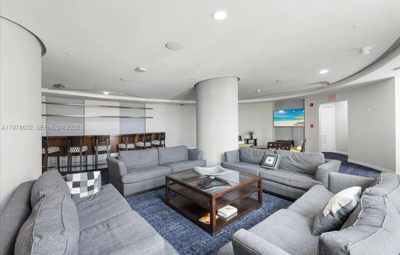 9066 Sw 73rd Ct Ph2402, Miami, Florida 33156, Miami, Florida 33156, 2 Bedrooms Bedrooms, ,2 BathroomsBathrooms,Residential,For Sale,9066 Sw 73rd Ct Ph2402, Miami, Florida 33156,A11978032