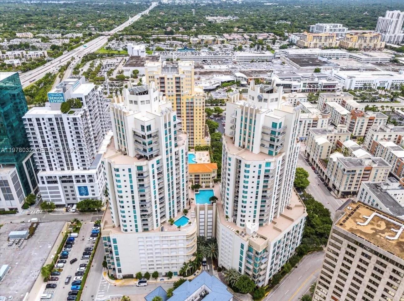 9066 Sw 73rd Ct Ph2402, Miami, Florida 33156, Miami, Florida 33156, 2 Bedrooms Bedrooms, ,2 BathroomsBathrooms,Residential,For Sale,9066 Sw 73rd Ct Ph2402, Miami, Florida 33156,A11978032