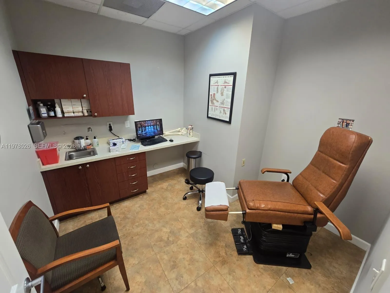 201 Sw 84th Ave 209, Plantation, Florida 33324, Plantation, Florida 33324, ,Commercial Lease,For Rent,201 Sw 84th Ave 209, Plantation, Florida 33324,A11978026