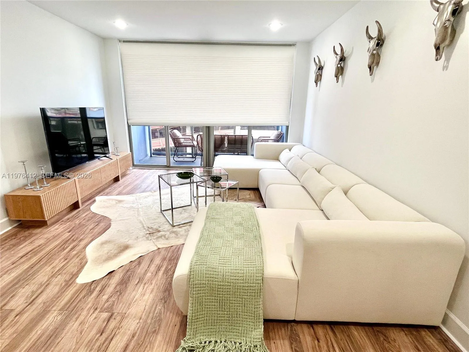 401 69th St 405, Miami Beach, Florida 33141, Miami Beach, Florida 33141, 1 Bedroom Bedrooms, ,1 BathroomBathrooms,Residential Lease,For Rent,401 69th St 405, Miami Beach, Florida 33141,A11976412