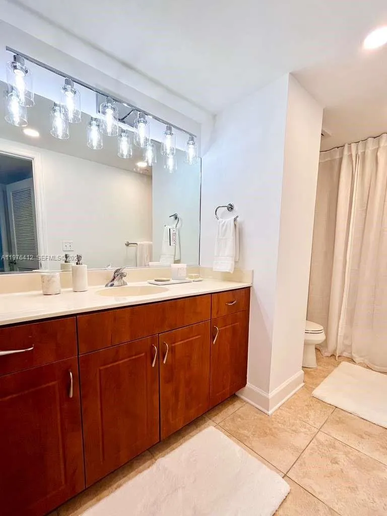 401 69th St 405, Miami Beach, Florida 33141, Miami Beach, Florida 33141, 1 Bedroom Bedrooms, ,1 BathroomBathrooms,Residential Lease,For Rent,401 69th St 405, Miami Beach, Florida 33141,A11976412