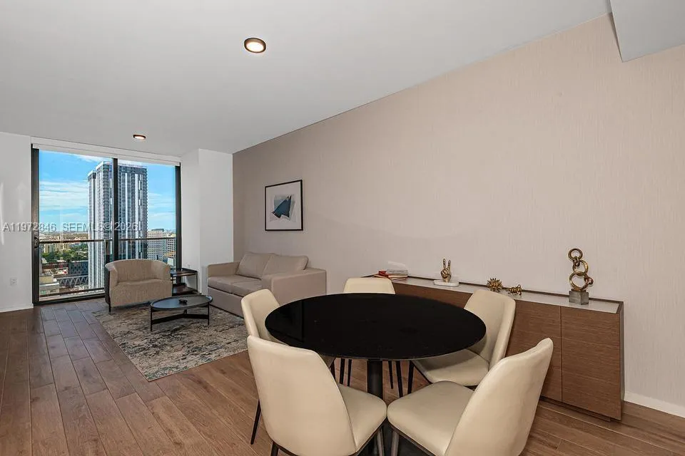 398 Ne 5th St 2418, Miami, Florida 33132, Miami, Florida 33132, 3 Bedrooms Bedrooms, ,3 BathroomsBathrooms,Residential,For Sale,398 Ne 5th St 2418, Miami, Florida 33132,A11972846